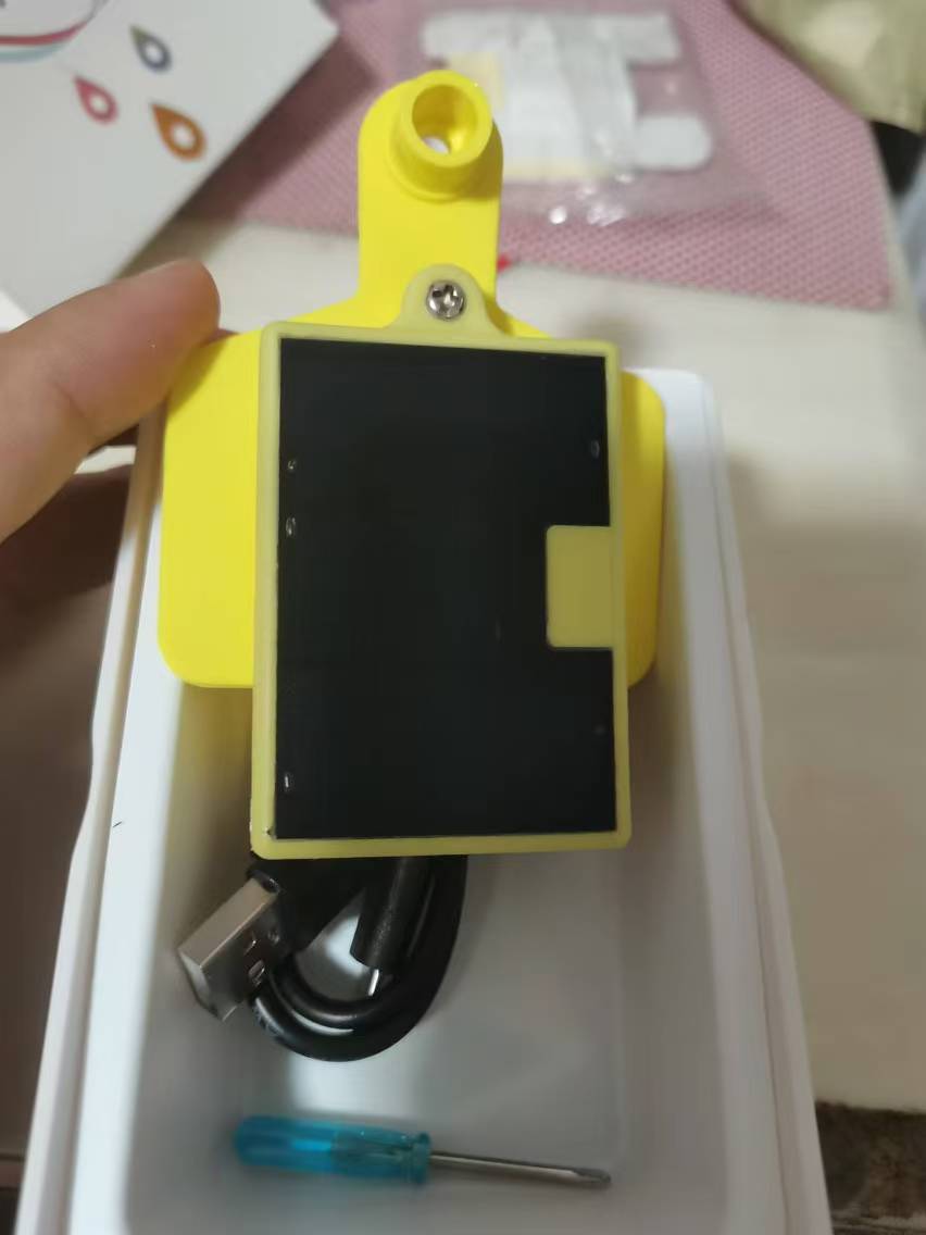 太陽エネルギーGPSトラッカー,4g,GPS,動物,牛,耳タ - Animal Gps Tracker 4G Solar のレビューと価格