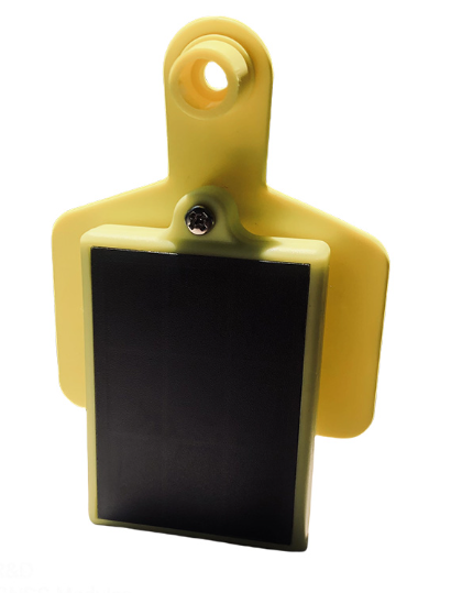牛用耳標GPSトラッカー、ソーラーパネル充電式、牛用GPSト - Livestock Ear Tag Gps Tracker のレビューと価格
